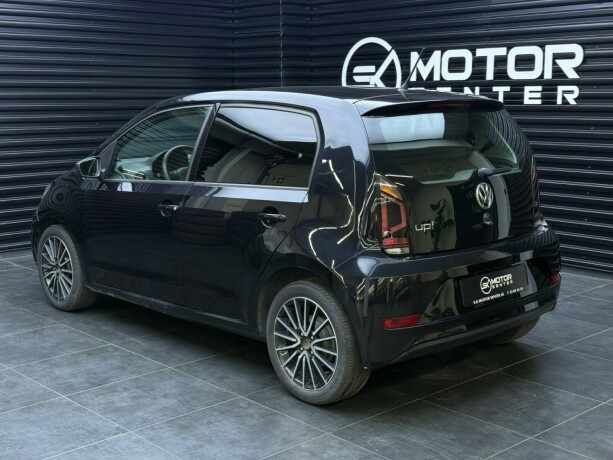volkswagen-up-bensin-2020-big-1