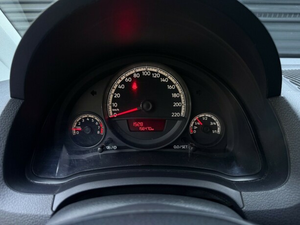 volkswagen-up-bensin-2020-big-12