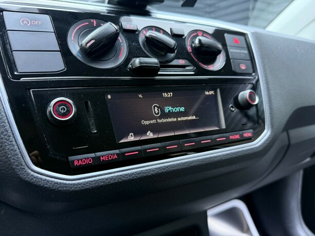 volkswagen-up-bensin-2020-big-18