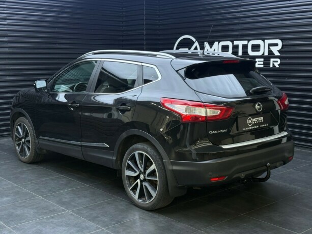 nissan-qashqai-bensin-2016-big-1