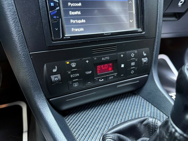 audi-s4-bensin-2001-big-20