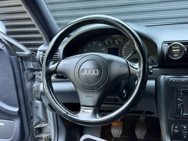 audi-s4-bensin-2001-big-12