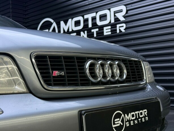 audi-s4-bensin-2001-big-3