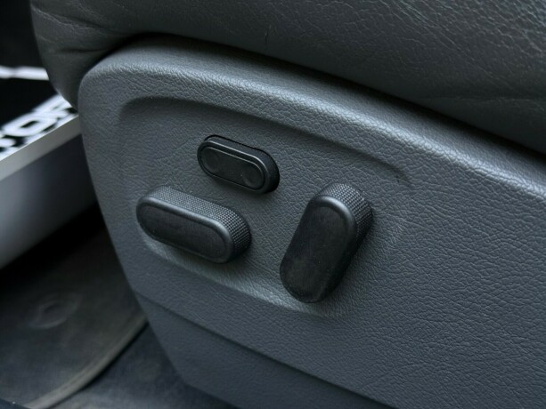 audi-s4-bensin-2001-big-24