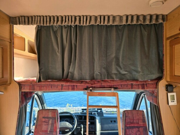 swift-royale-590-diesel-1996-big-25