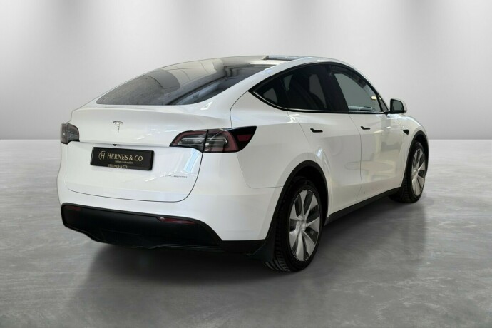 tesla-model-y-elektrisitet-2023-big-4