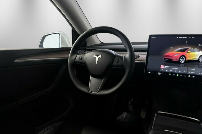 tesla-model-y-elektrisitet-2023-big-15