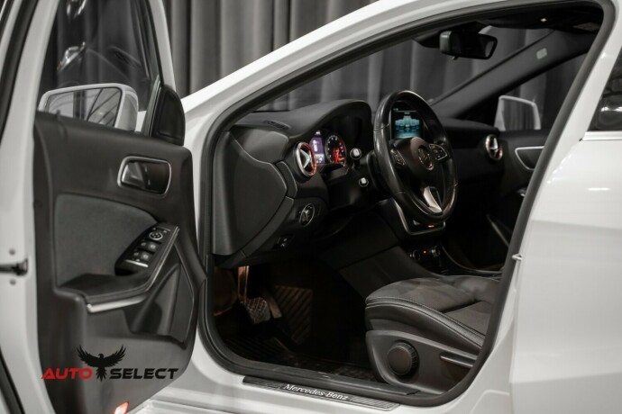 mercedes-benz-a-klasse-bensin-2018-big-19