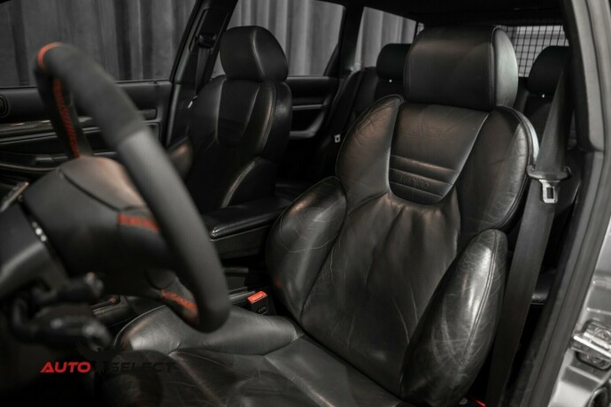 audi-rs4-bensin-2000-big-27