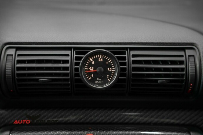 audi-rs4-bensin-2000-big-36