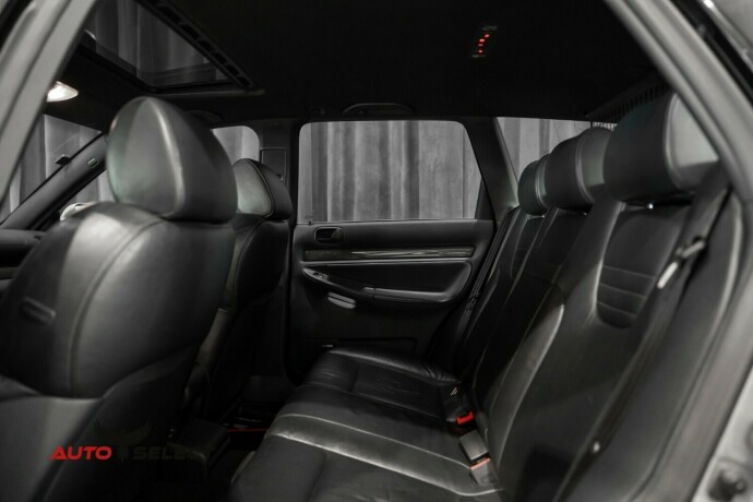 audi-rs4-bensin-2000-big-15