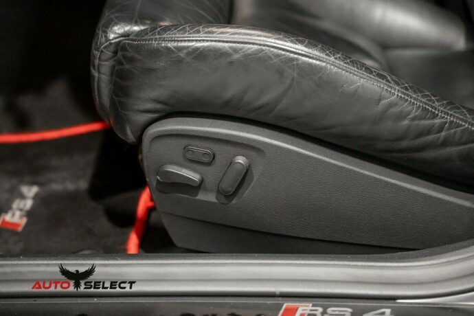 audi-rs4-bensin-2000-big-25