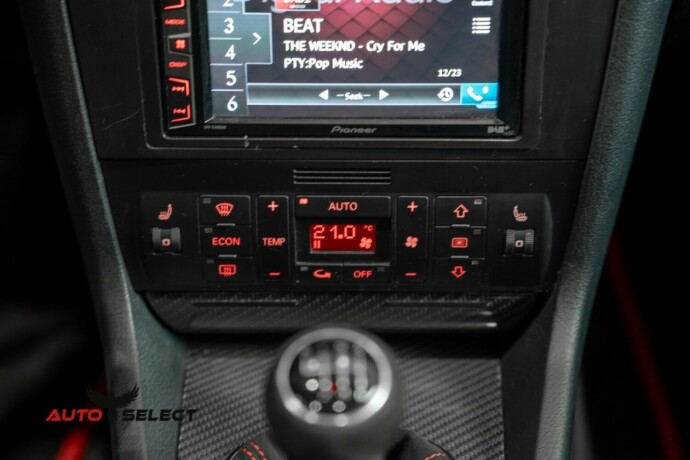 audi-rs4-bensin-2000-big-33