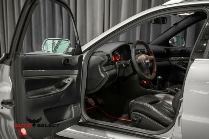 audi-rs4-bensin-2000-big-22