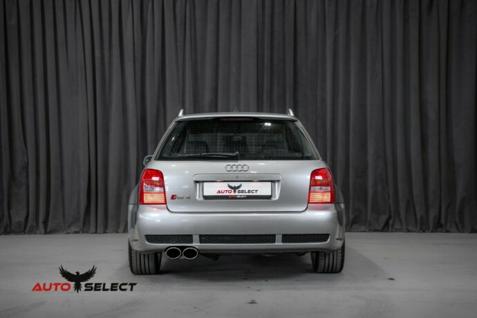 audi-rs4-bensin-2000-big-8