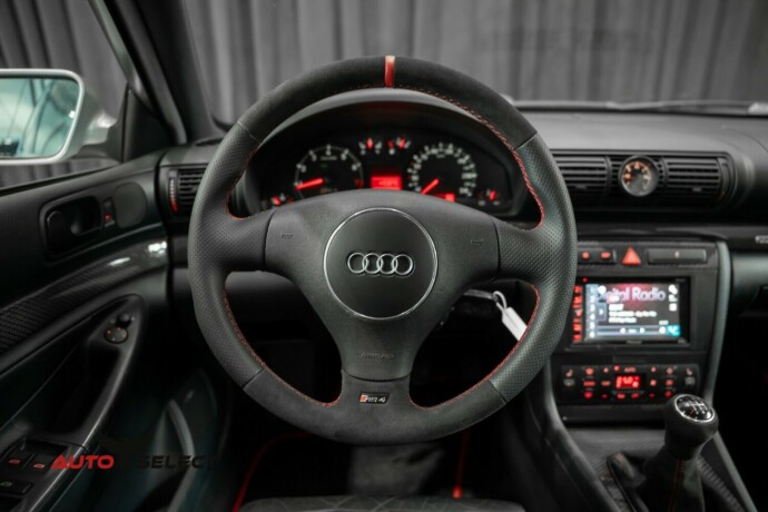 audi-rs4-bensin-2000-big-29