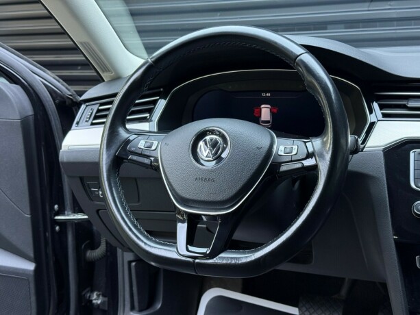 volkswagen-passat-elektrisitetbensin-2018-big-12