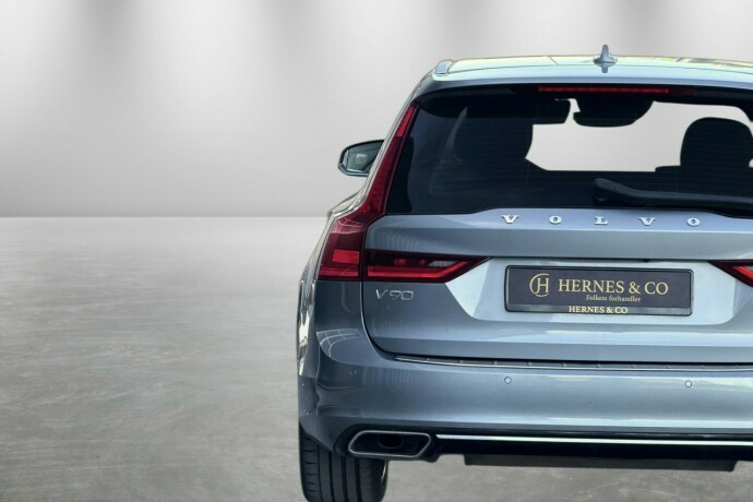 volvo-v90-elektrisitetbensin-2018-big-9