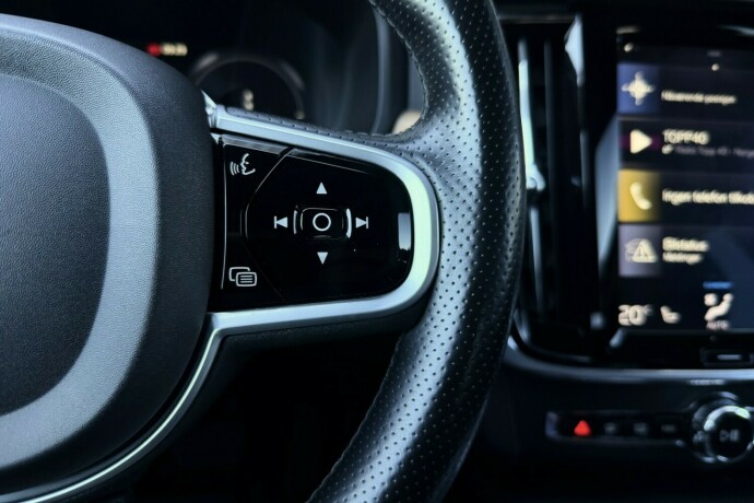 volvo-v90-elektrisitetbensin-2018-big-23
