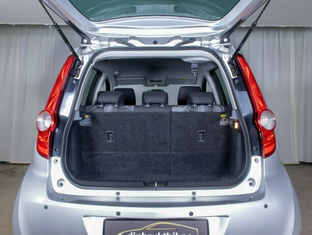 opel-agila-bensin-2013-big-10