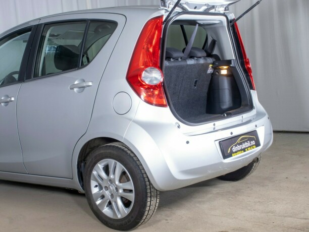 opel-agila-bensin-2013-big-9