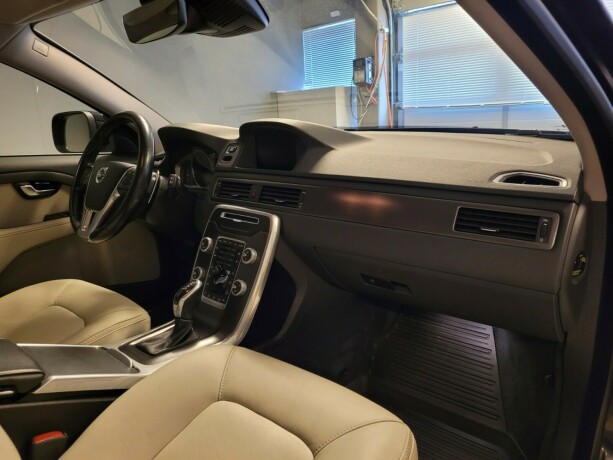 volvo-xc-70-diesel-2016-big-11