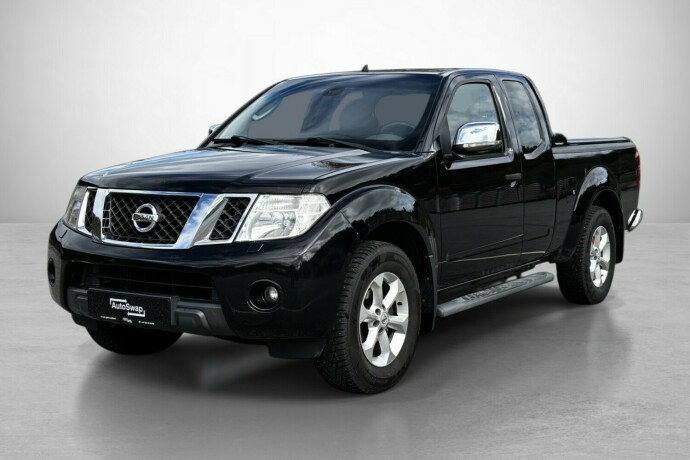 nissan-navara-diesel-2011-big-1