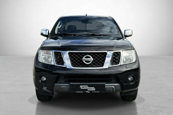 nissan-navara-diesel-2011-big-2
