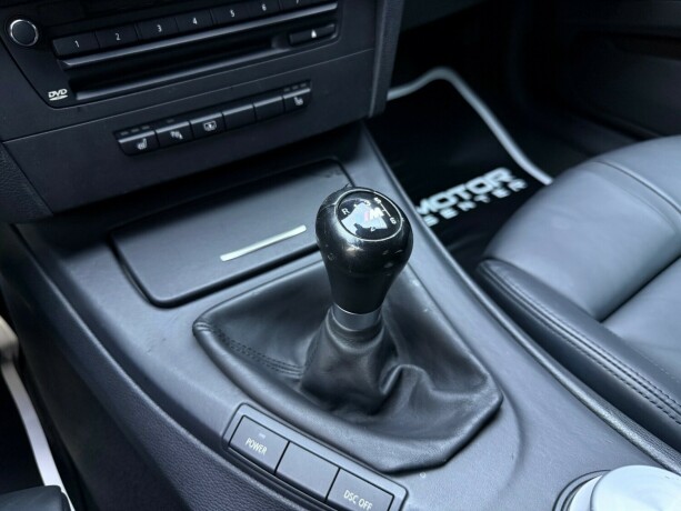 bmw-m3-bensin-2008-big-30