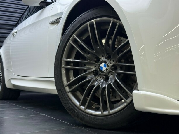 bmw-m3-bensin-2008-big-13