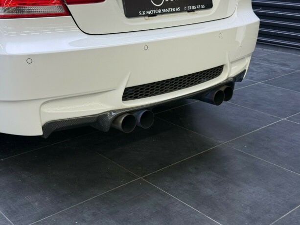 bmw-m3-bensin-2008-big-11