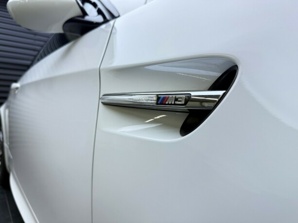 bmw-m3-bensin-2008-big-7