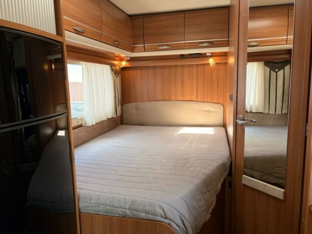 rapido-776ff-lav-plassert-seng-senkeseng-truma-6eh-stort-kj248leskap-b-f248rerkort-diesel-2012-big-61