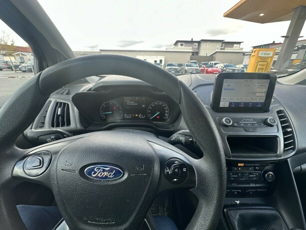 ford-transit-connect-diesel-2019-big-6