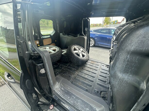 ford-transit-connect-diesel-2019-big-7