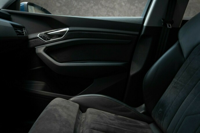audi-e-tron-sportback-elektrisitet-2021-big-18