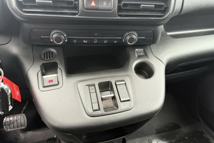 opel-combo-e-elektrisitet-2022-big-9