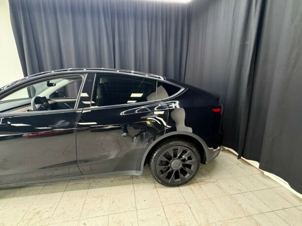 tesla-model-y-elektrisitet-2023-big-8