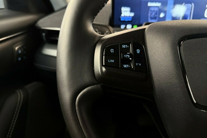 ford-mustang-mach-e-elektrisitet-2021-big-20