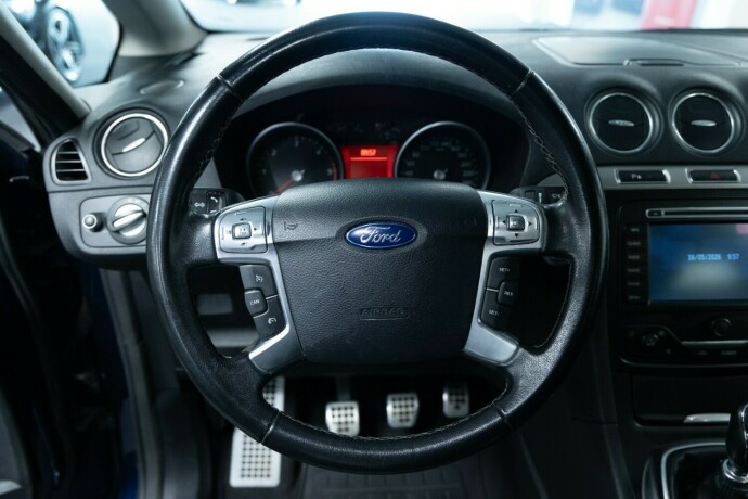 ford-s-max-diesel-2012-big-10