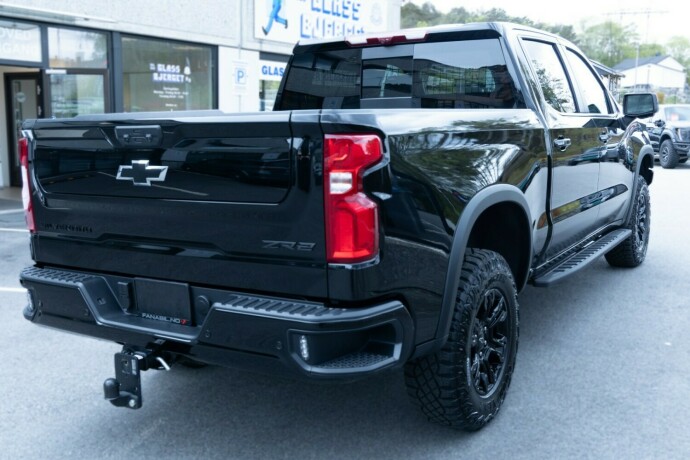chevrolet-silverado-diesel-2025-big-2