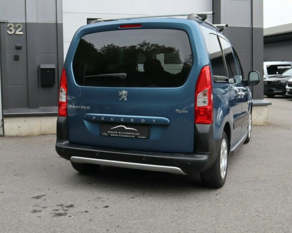 peugeot-partner-diesel-2012-big-3