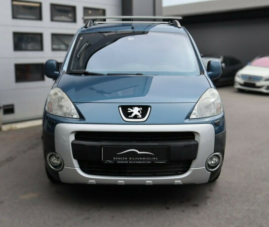 peugeot-partner-diesel-2012-big-4