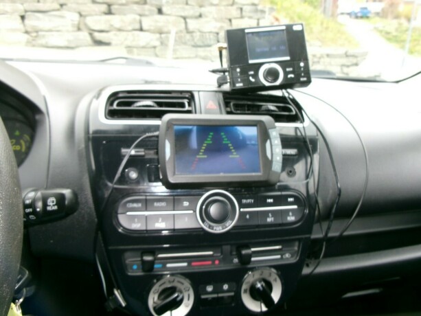 mitsubishi-space-star-bensin-2014-big-11