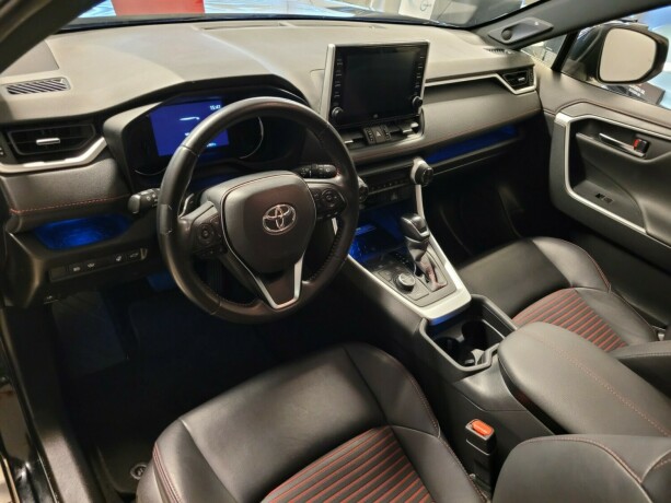 toyota-rav4-plug-in-petrol-2021-big-22