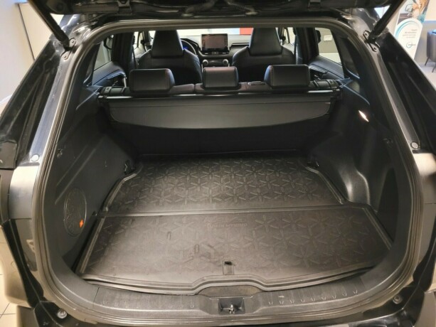 toyota-rav4-plug-in-petrol-2021-big-18