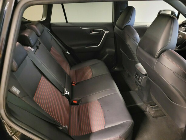 toyota-rav4-plug-in-petrol-2021-big-17