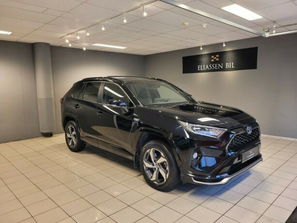 toyota-rav4-plug-in-petrol-2021-big-0
