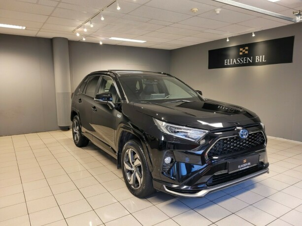 toyota-rav4-plug-in-petrol-2021-big-9