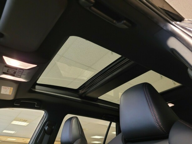 toyota-rav4-plug-in-petrol-2021-big-21